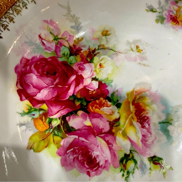 Antique Germany Big Bowl With Roses And Gold Accent 10” - Picture 4 of 9
